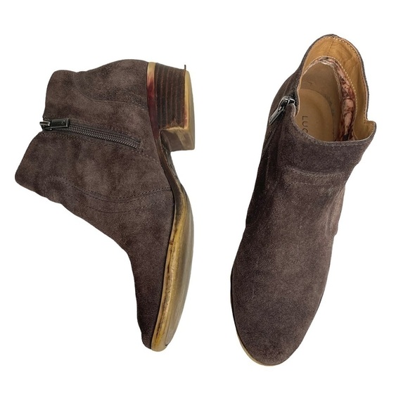 LUCKY Brand Dark Brown Suede Ankle Boots Booties Size 7.5 - Picture 1 of 14